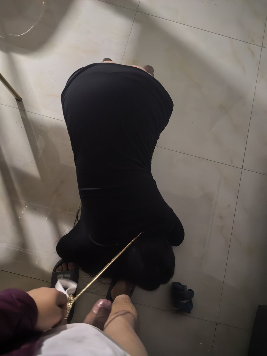 YJ7369's tweet photo. 最近调的人妻，还差圣水没玩。兄弟有什么好的玩法，或者有要献妻献女友的交流一哈啊。#母狗#ntr https://t.co/SPNnPnKsLV