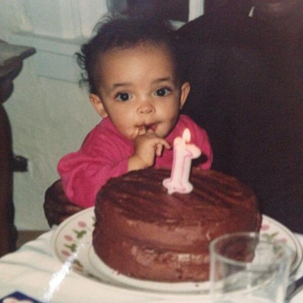 Happy 32nd birthday to the extremely beautiful and talented Tinashe.