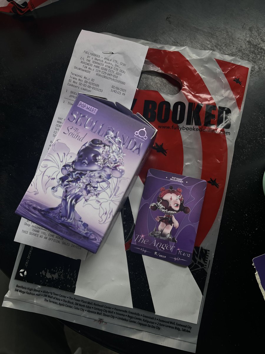 mxklra's tweet image. for sale skull panda the sound series “the anger” ₱750 (₱700 if payo)

- brand new popmart inside is sealed (only box is opened)
- rfs: dupe
- loc: cebu city 
- gcash, jnt

popmart skullpanda hirono collectibles
