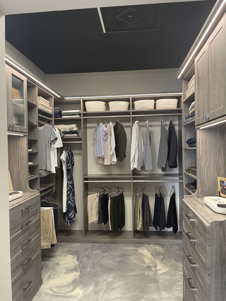 InspiredClosets LV tweet media