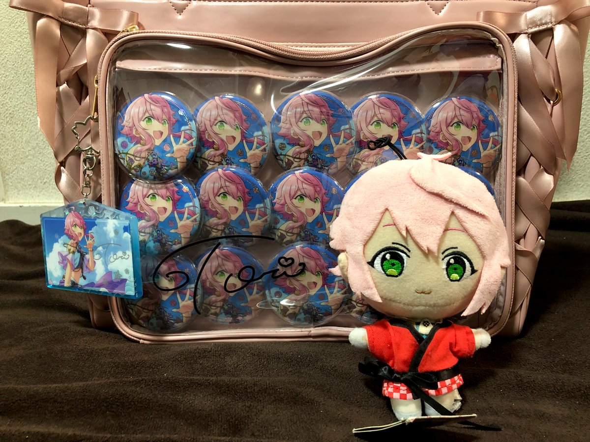 痛バ買い替えた！ （デカすぎて重かったから） 桃李カラーのピンクが手