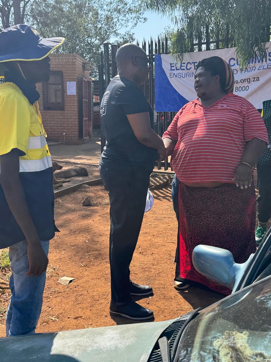 Panyaza Lesufi tweet media