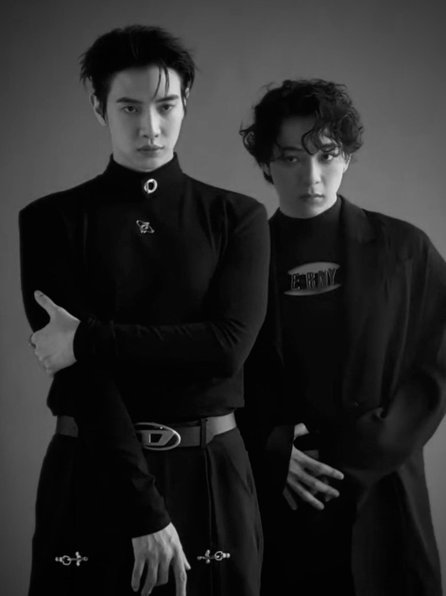 BbasjtrZ's tweet photo. 🖤 or ♥️
#บาสเด็กอ้วนที่แท้จริง
#แม็กกี้บาส #maxkybas #maxky_rp
#MaxkyBasFirstChineseCover https://t.co/JTsOOI4AAm