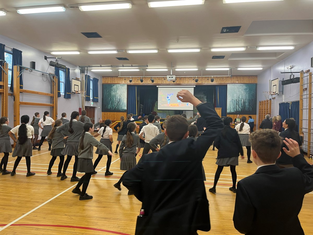 LumenChristi_NI's tweet photo. As part of Childrenβs Mental Health Week, our student enjoyed a lunchtime Just Dance #BeActive #5StepsToWellbeing #KnowYourselfGrowYourself https://t.co/Fu5HQWDJTd