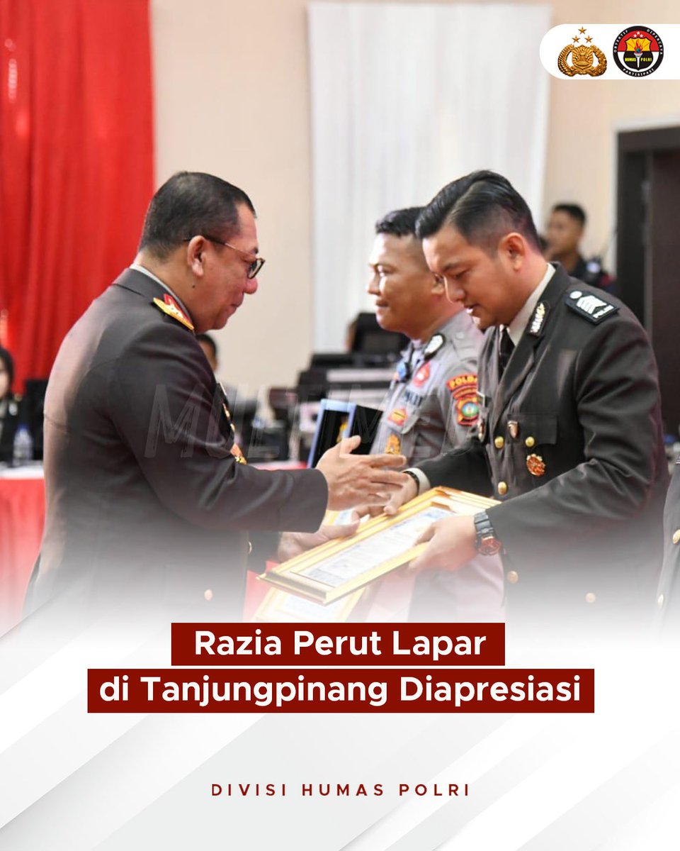 Aksi Razia Perut Lapar (RPL) yang dilakukan Bripka Zulhamsyah Putra, anggota Satintelkam Polresta Tanjungpinang, mendapatkan sorotan dari berbagai pihak. Sejak pandemi, Bripka Zulhamsyah Putra konsisten membagikan makanan bergizi dan sembako  #TeladanDalamMelayani