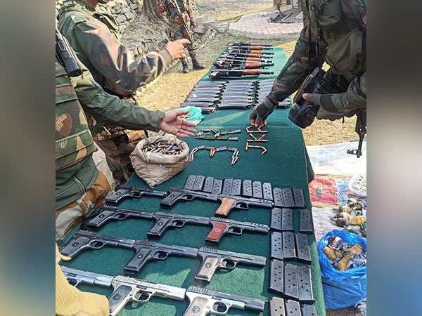 ashrafmoha39026's tweet image. Kashmir stands strong against terrorism

Security forces have uncovered a large arms cache in Baramulla-another attempt by Pakistan to fuel unrest

But Kashmir's resolve is stronger than ever. Terrorism will never have a place here. #KashmirRejectsTerror 
@MajorPoonia @aquibmir71