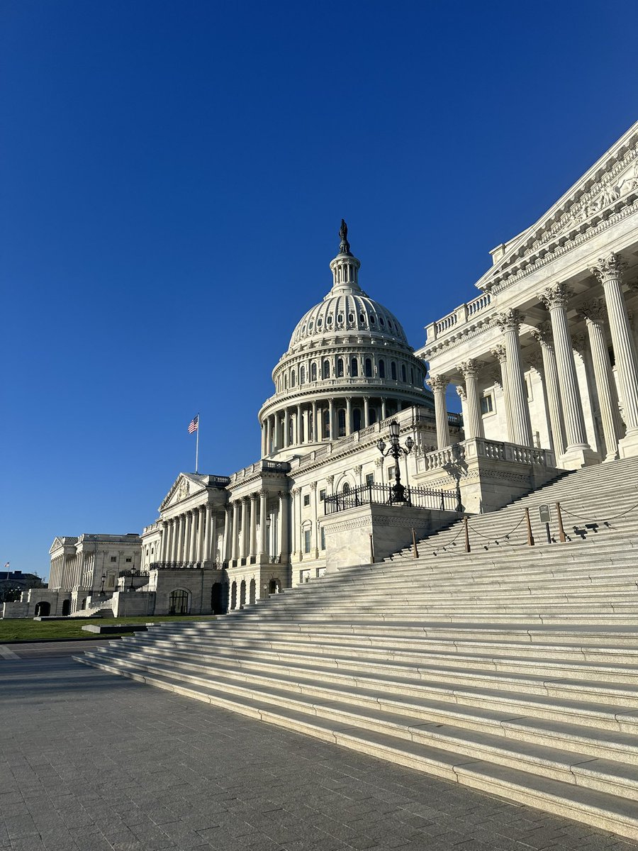 Ready to level up? 🚀 
5 years ago, I took this hands-on hacking course
Now? I’m living my dream in cybersecurity.
This March, we’ll be in Washington, DC 🇺🇸 helping others do the same.
Pentesting techniques
Hacker mindset in action
Hands-on, in-person training
Who's joining? 👀