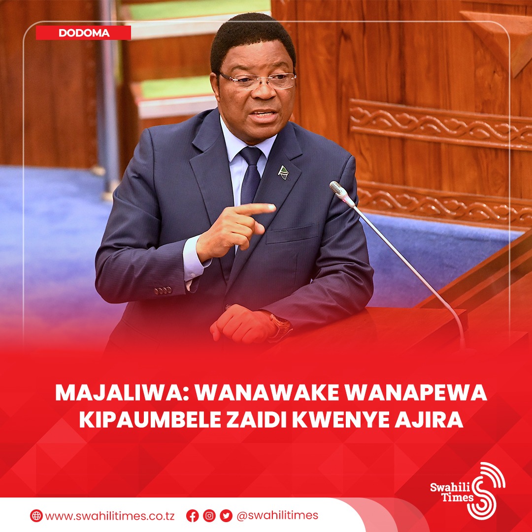 IamMartinez_ (@boazmartinez_) on Twitter photo “Tunapozungumzia kwenye ajira, Serikali nayo inawaangalia sana wanawake, pale ambapo kunakuwa na ushindani wa mwanamke na mwanaume, basi nafasi ya kwanza anapewa mwanamke. Hayo ni malengo ya Serikali ya kufikia 50/50.” – Kassim Majaliwa, Waziri Mkuu
Cc: <a href="/swahilitimes/">Swahili Times</a> “Tunapozungumzia kwenye ajira, Serikali nayo inawaangalia sana wanawake, pale ambapo kunakuwa na ushindani wa mwanamke na mwanaume, basi nafasi ya kwanza anapewa mwanamke. Hayo ni malengo ya Serikali ya kufikia 50/50.” – Kassim Majaliwa, Waziri Mkuu
Cc: <a href="/swahilitimes/">Swahili Times</a>