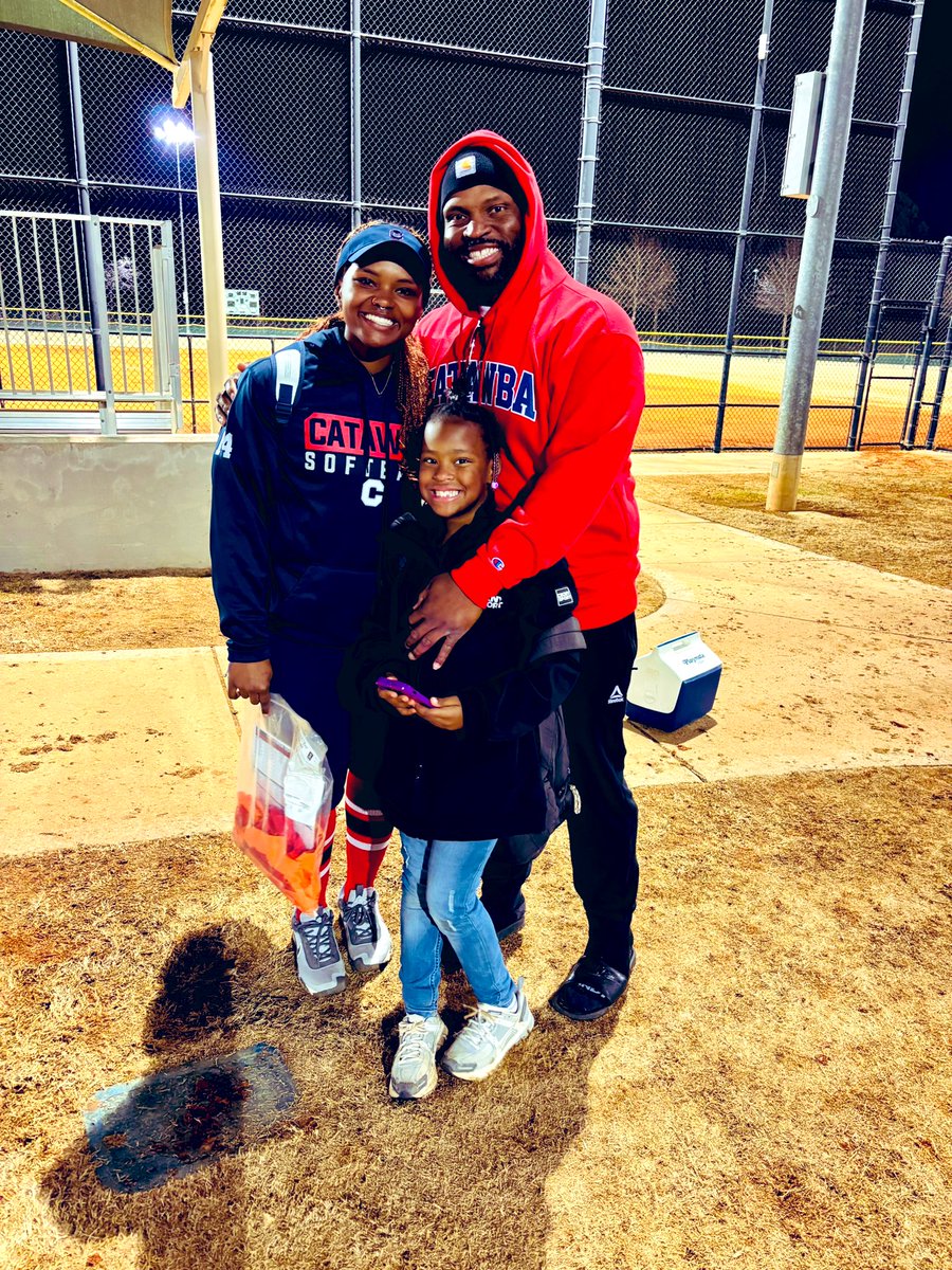 pecomccorkle's tweet photo. Slowly but surely she will beat the politics of softball cause the best player don’t play it’s the favorite player🧐 @SCStateAthletic @CNathletics @CoachANicholson @ArizonaSoftball @UNCSoftball https://t.co/ZW0EZ4FAuK