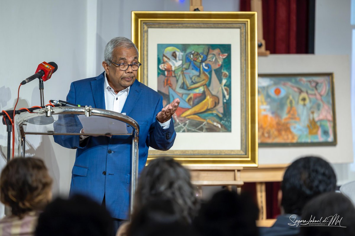 mnduris's tweet photo. 🙏 to Emeritus Director of Research of @CNRS Prof. Osmund Bopearachchi &amp; to Senior Lecturer @UVPASL Jagath Ravindra for the insightful presentation on the works of Jayantha Premachandra, 🇱🇰 artist who spent his last years in 🇨🇵 https://t.co/bmCbJMVvbt