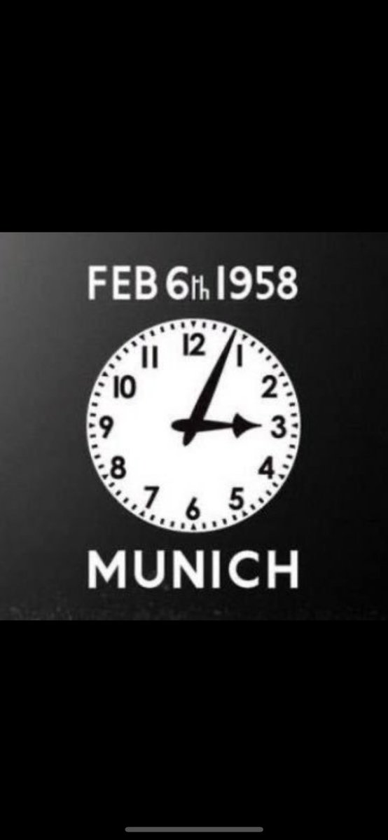 Mumsy_01's tweet photo. United will never die https://t.co/Blyya5Y18h