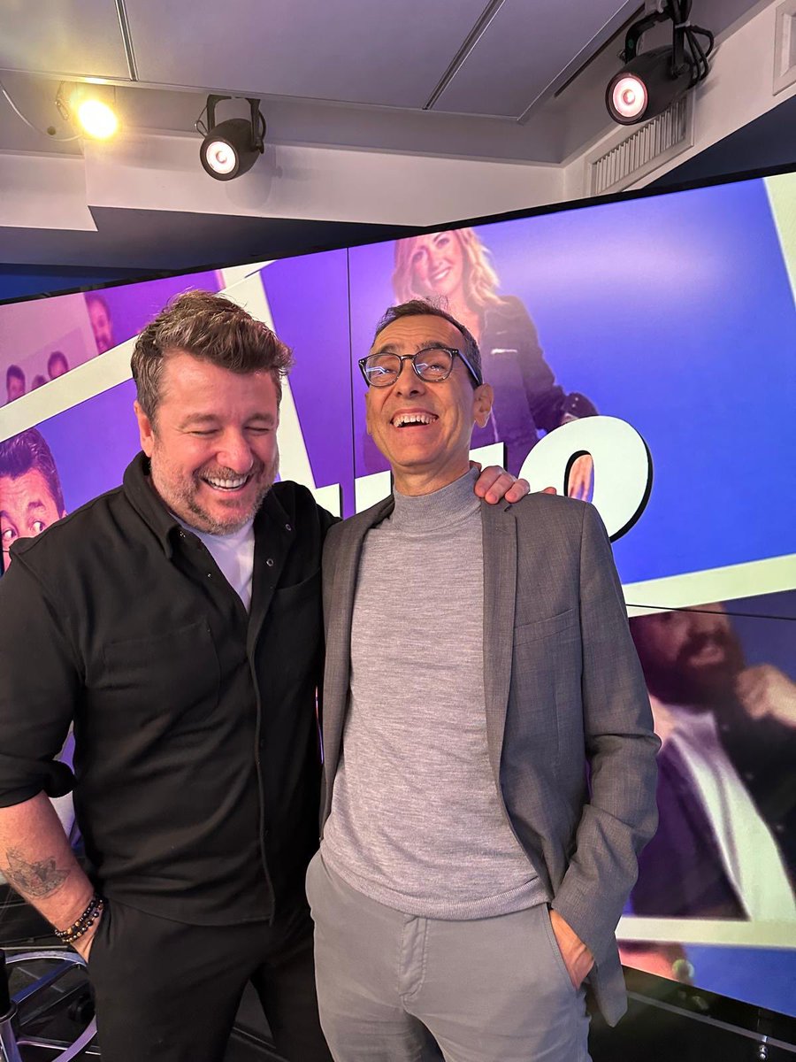 Merci <a href="/BrunoGUILLONOff/">Bruno GUILLON 🐵</a> de nous faire rire tous les matins sur <a href="/funradio_fr/">Fun Radio France</a>. Très heureux de pouvoir compter sur toi et ton équipe pour continuer à animer la matinale de Fun la saison prochaine. <a href="/Jurgensen_T/">Tristan JURGENSEN</a>