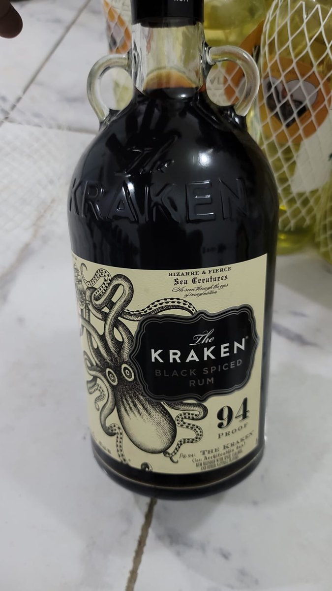 Pick your own and enter my Dm let’s discuss. 

COURVOISIER  80,000FRS

JOHNNIE WALKER   75000FRS

JACK DANIELS HONEY  55,000FRS 

KRAKEN  50,000FRS 

All the way from the USA 🥃 
Please help repost