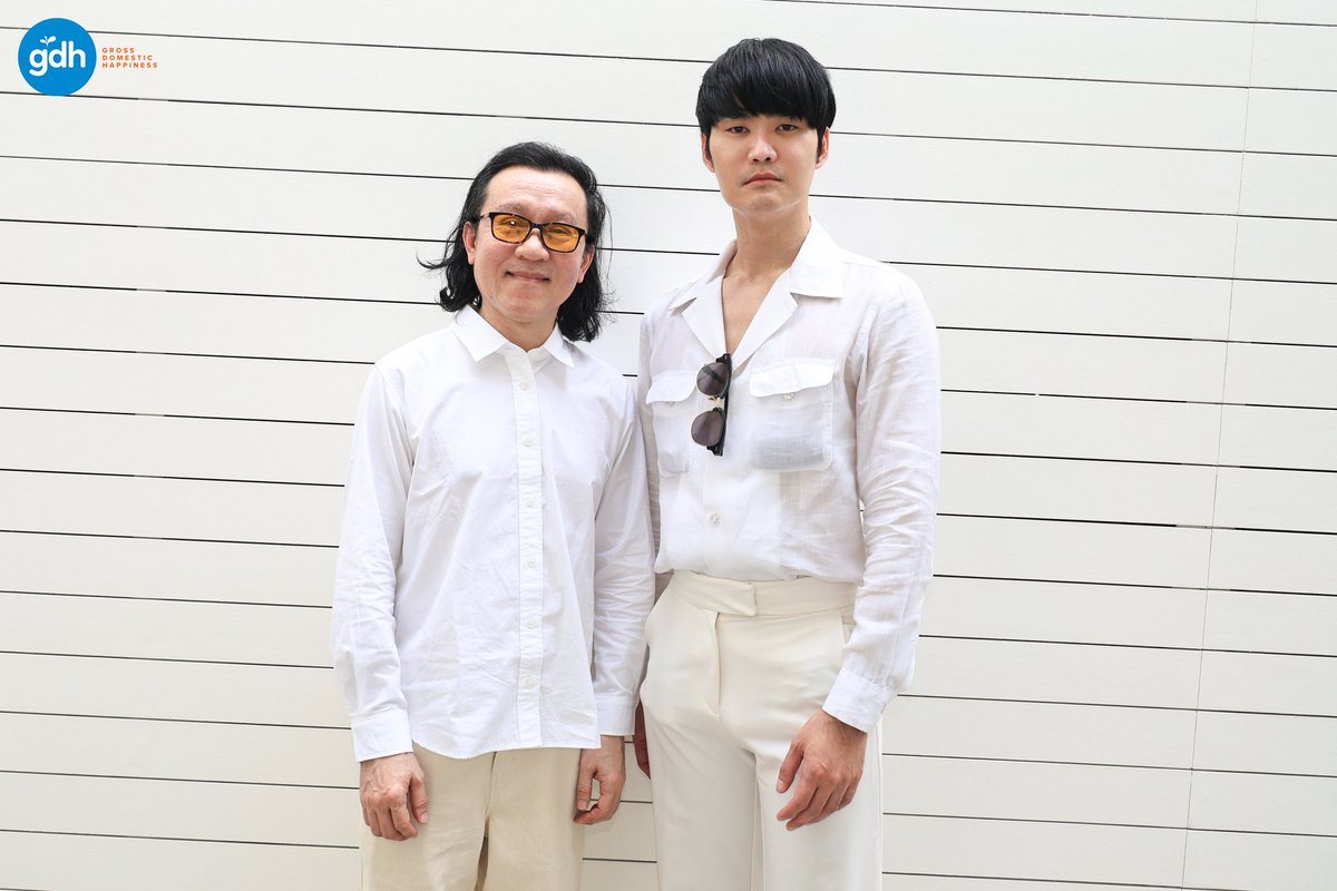 gdh559's tweet image. GDH ถือฤกษ์ดี บวงสรวงภาพยนตร์คอมเมดี้ 'BEAUTY AND THE BEAT' (Working Title) 
รวมดาราตัวมัมสายฮา

GDH จัดพิธีบวงสรวงพร้อมเปิดตัวภาพยนตร์คอมเมดี้เรื่องใหม่ 'BEAUTY AND THE BEAT' (Working Title) ผลงานกำกับโดย เติ้ล กิตติภัค ทองอ่วม ที่รวมดาราตัวแม่ตัวมัมสายฮา สายดีว่า ดีเวอร์…