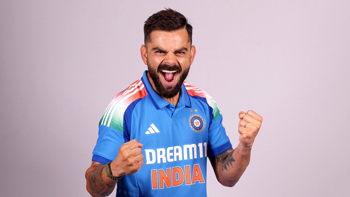 CricCrazyJohns's tweet photo. VIRAT KOHLI IS NOT PLAYING IN FIRST ODI...!!!

- Knee issues (Rohit confirmed in toss) https://t.co/qYjq8WTHHg