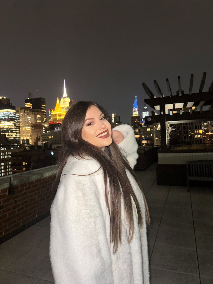 angelina_alexon's tweet image. NYC 💋