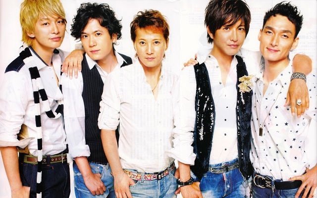 smapxjuri's tweet photo. 全盛期ってどこを指してます？て思うくらいSMAPは30代以降もそれはそれで良い輝きがあってだな https://t.co/cT6hcDcqZI