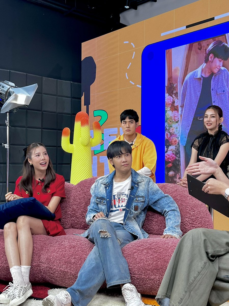 monooriginal_th's tweet image. คึกคัก! เอสเธอร์, สิงโต, มายด์ และ หน่อง บุกสตู The Enterview อยากฟังสัมภาษณ์สนุกๆ อย่าติดตาม รายการทุกวันอาทิตย์ เวลา 23:00 น. ทางช่อง MONO29 

💗 ซีรีส์ "รักจะตาย My Miracle"
📌เริ่มสตรีม 14 กุมภาพันธ์นี้ที่ Monomax เท่านั้น
🎬 monomax.me/qr/RUP9 
💻 สมัคร Monomax :