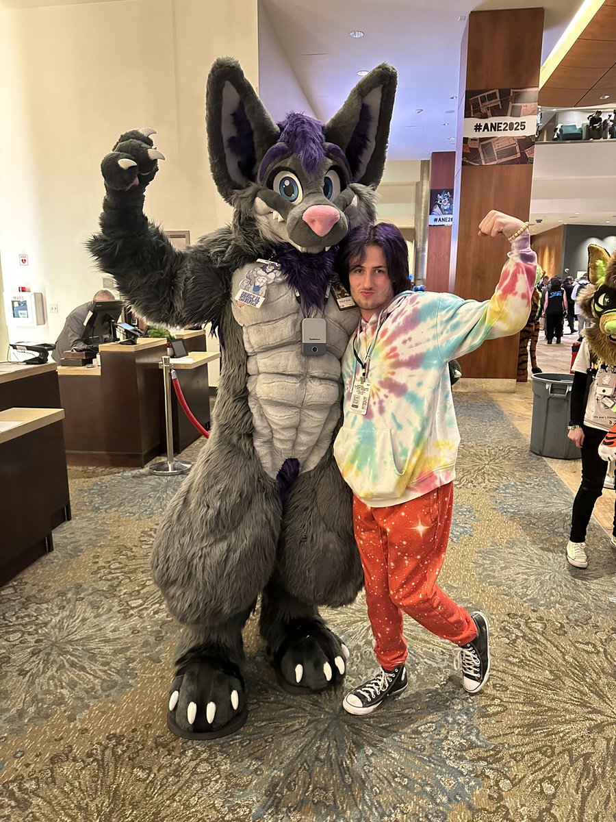 huskysterling's tweet photo. @Hugz_N_Snugz is one of the biggest sweethearts i know. here can always put a smile on my face even when im at my worst!! it's always a pleasure getting bullied by ya!!
#flexszn https://t.co/zfv8DC48U2