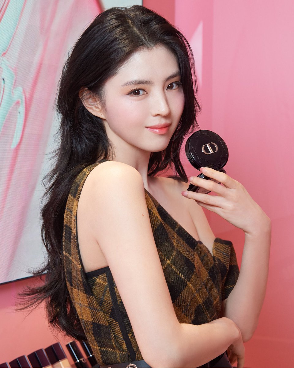 Sohee. tweet media