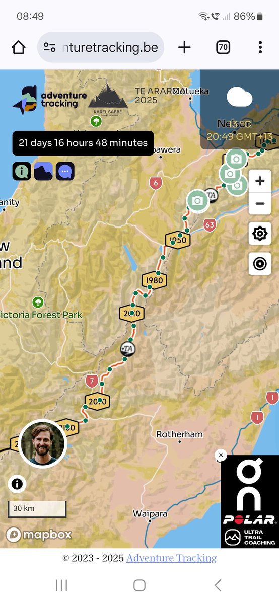 FrankDecorte's tweet image. Day 22 (94km) - 2119/3100km
#KarelSabbe is on a very tough part of #TeAraroa. Not easy for him but neither for the crew. Henri had to hike in and out for 33km to refuel Karel on his #FKT 
It's Jack's birthday and wanna see his dad today 🤞