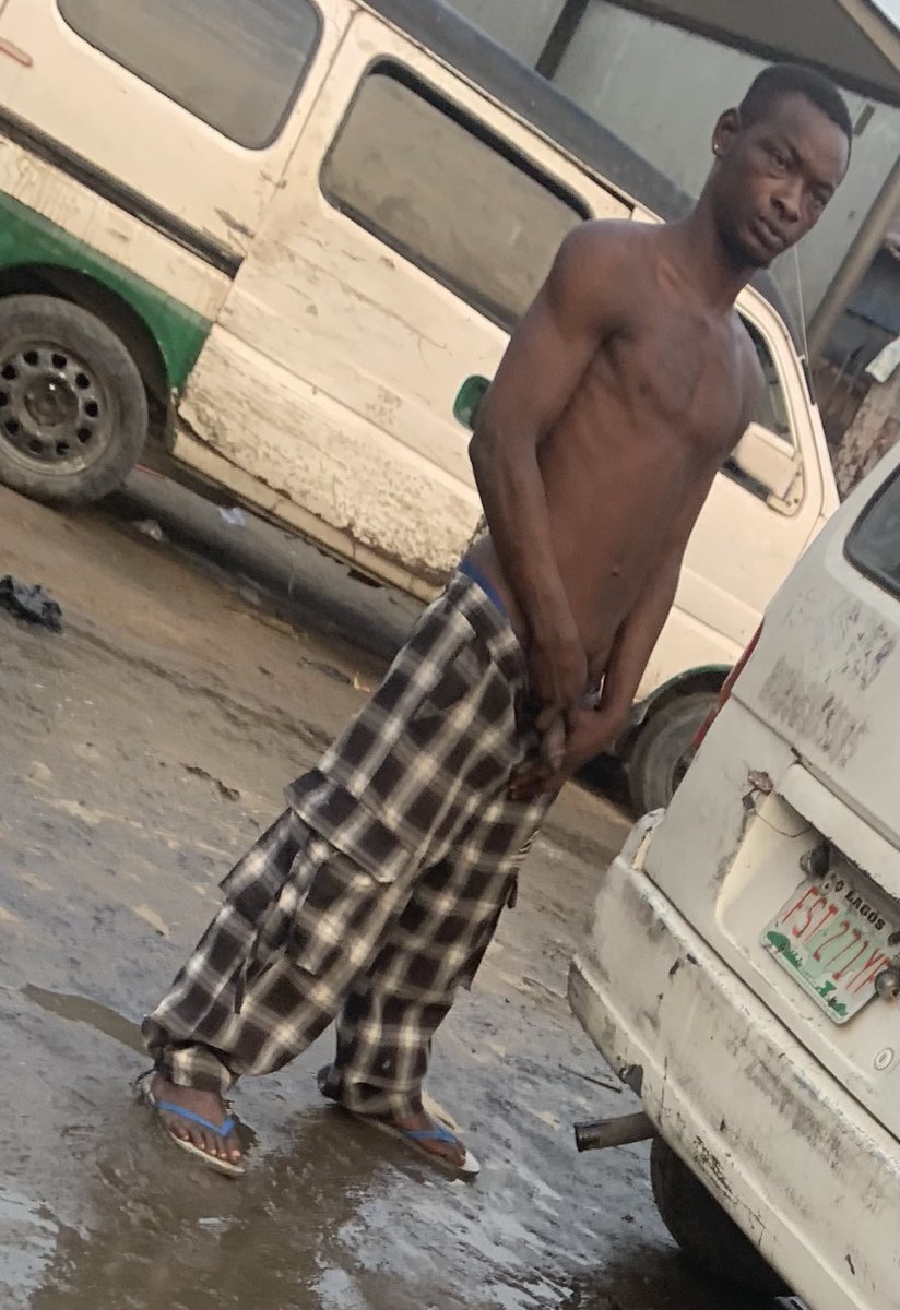 justthatdoy's tweet photo. Man!!!! This is big 
I saw this in person so I can tell
.
.
.
.
.
.
.
@Vixek8 

#gattohboy#lagosboysnude#mushin https://t.co/5NoRaKkRYN