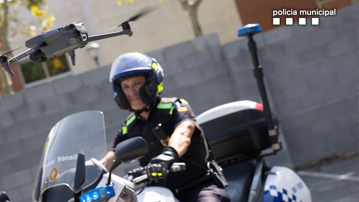 #INFOPMS 🚓 Treballem per una ciutat més segura!

🚫 Conduir sota els efectes de l'alcohol i les drogues posa en risc la teva vida i la dels altres

🛣️ La seguretat viària és responsabilitat de tothom, ajuda'ns a mantenir Sabadell segura! 💪

#SabadellSegura #ConduccióResponsable