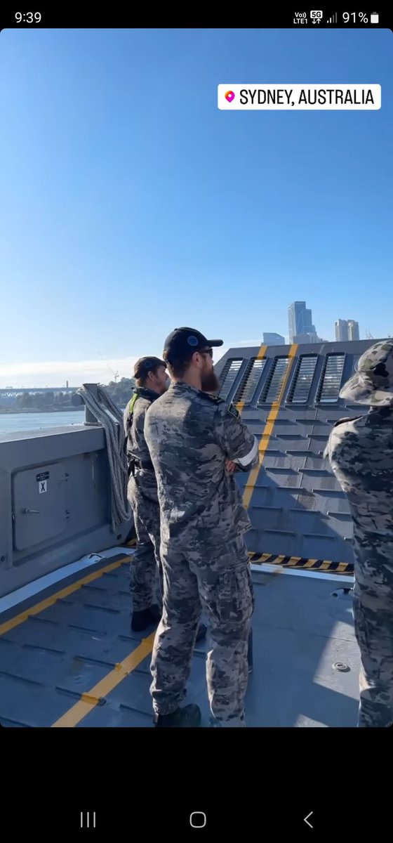 yourrambo's tweet photo. @ADFCareers #Australia Whats the point of Security when you have school kids posting on @Snapchat and @instagram of the location. The Australian Defence Force is a job don't be talking shit about  #China https://t.co/cyFcpW1Dy3