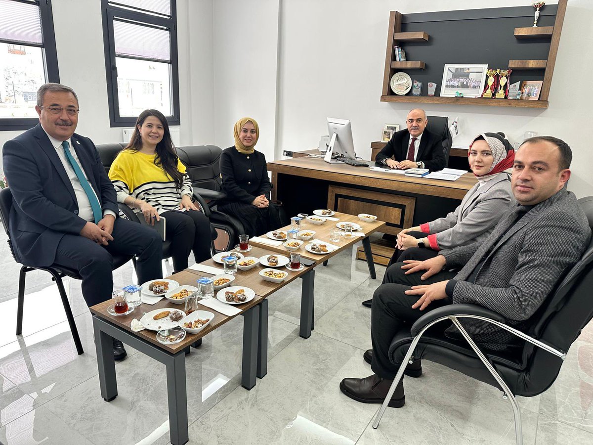 kayserierva38's tweet photo. Cihangir Okulları Kayseri, Erdemlerimizle Varız Projesine Dahil Oldu! https://t.co/YcwSq8uOZe
