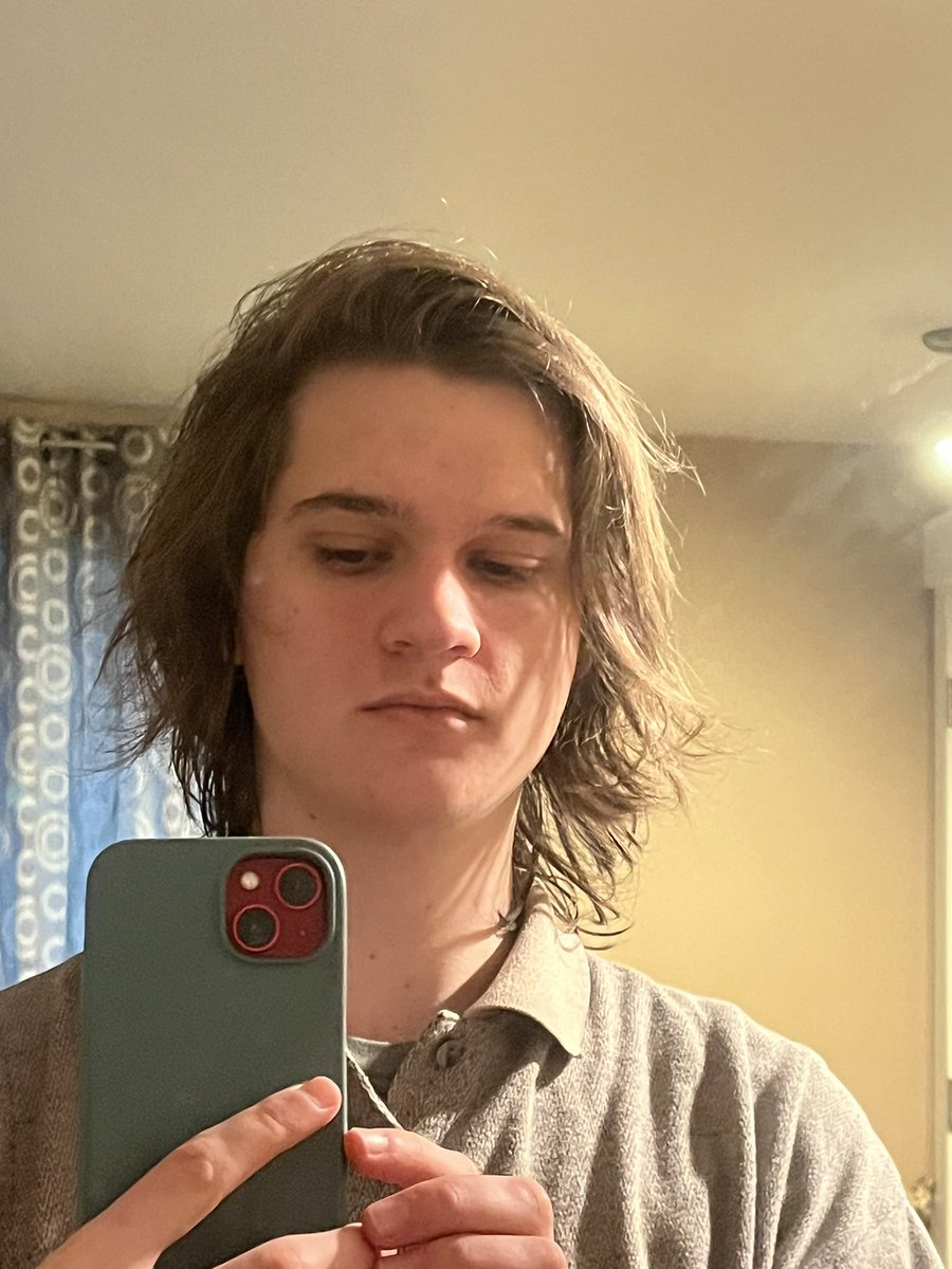 Bogsna1l's tweet photo. Thought I looked kinda nice today https://t.co/drFW7WlFan