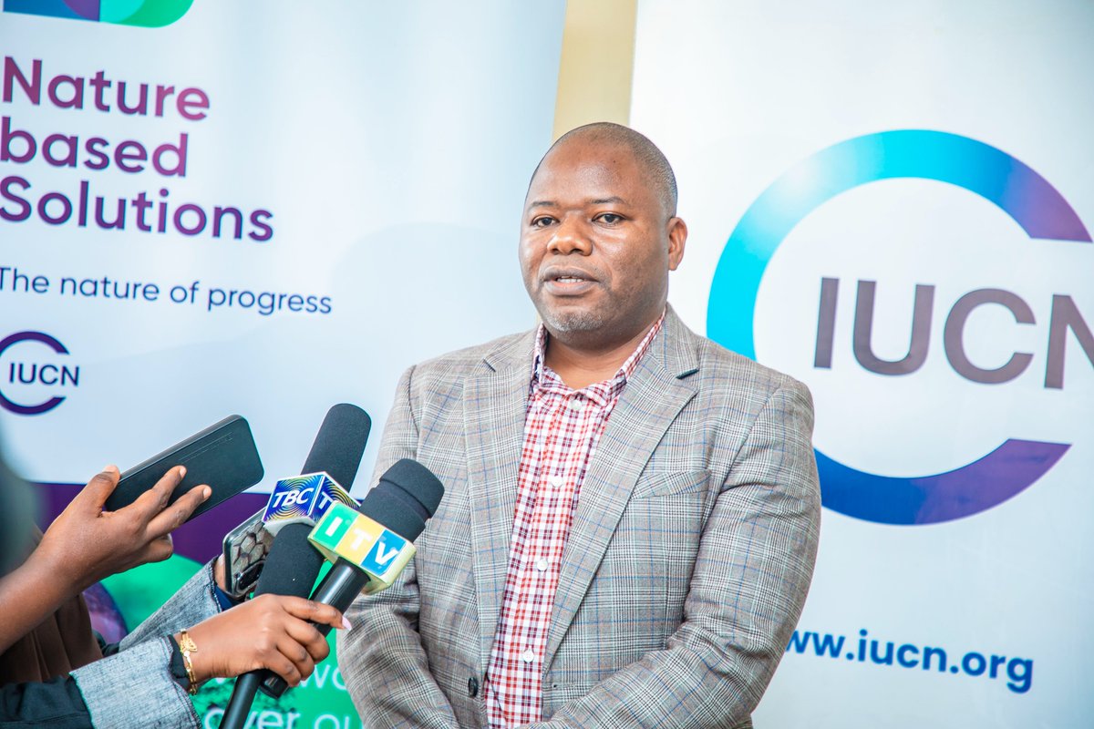 IUCNTanzania's tweet photo. 📸Moments from the #RESOLVEProject launch in #Dodoma. 
➡️This project will support local communities in adopting and scaling up NbS to adapt and mitigate the adverse impacts of climate change on food systems and natural ecosystems.

📰https://t.co/6c460oYj67

#NbS #Agriculture 🌾 https://t.co/PRc9iSPtbF