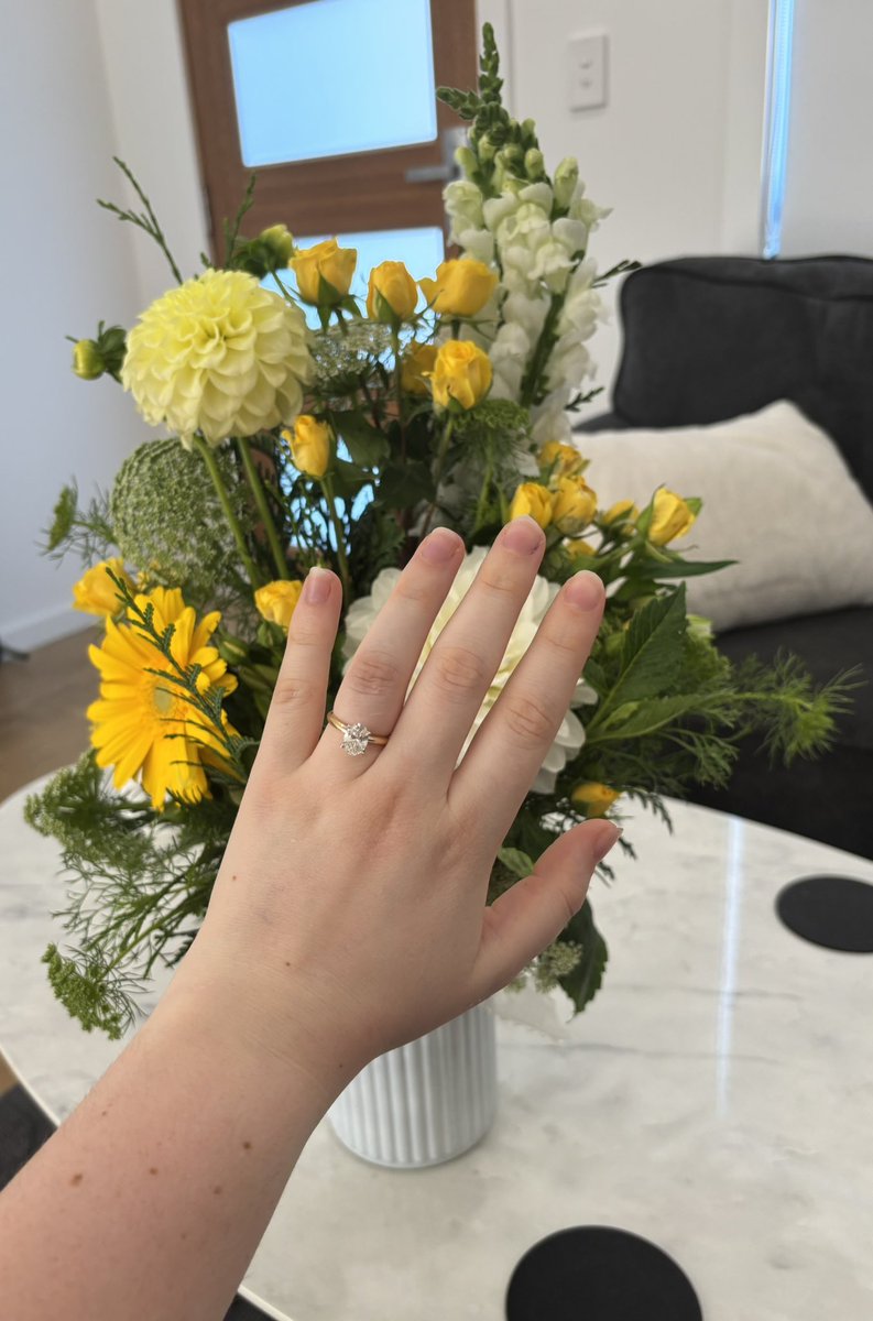 tay 🍒 tweet media