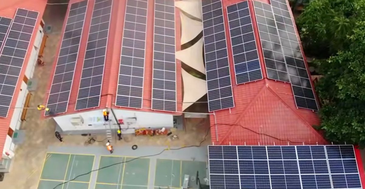 MDFGlobal's tweet photo. 🌞 Advancing Solar Energy in Timor-Leste 🌞  
Thrilled to see more solar panels powering Timor-Leste! One great example Dili International School which recently installed 157 solar panels from Australia’s MDF partner, PT Sundaya. @AusAmbDili https://t.co/9ozW6jBHmp