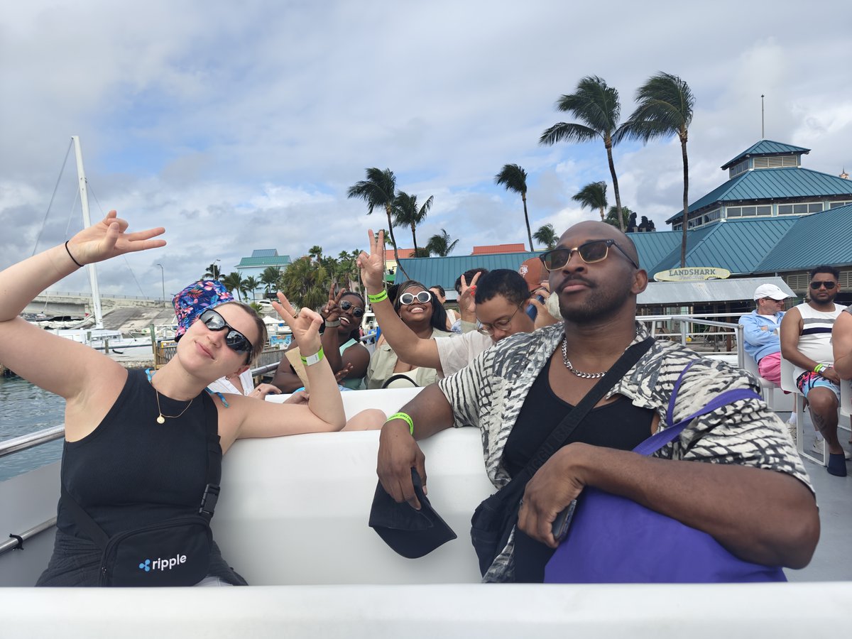 Oasis Onchain 🏝️ tweet media