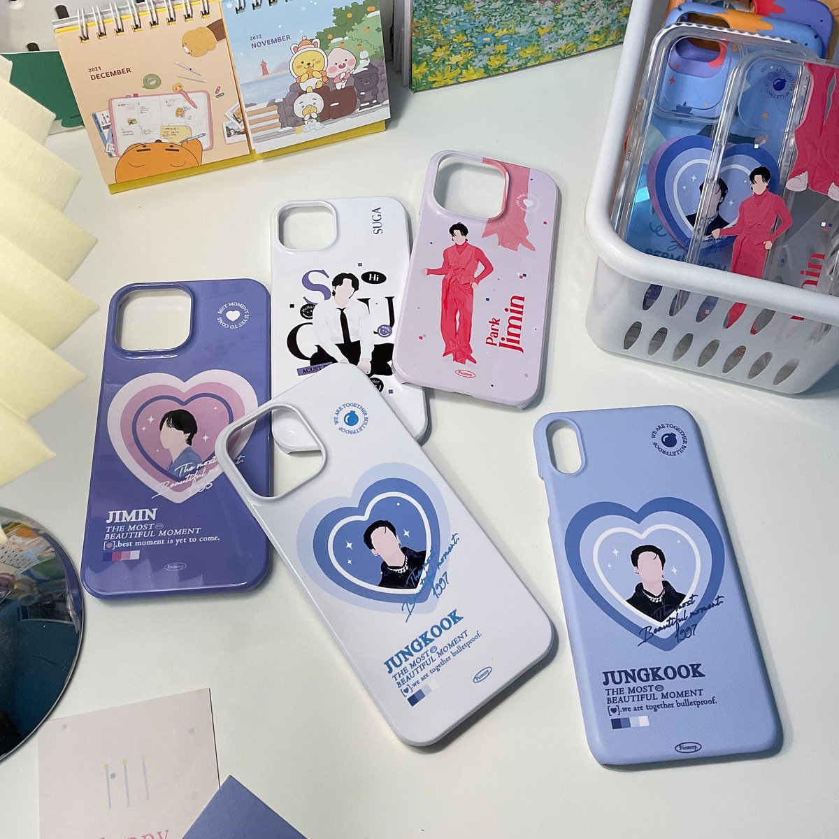 picterry_studio's tweet photo. 🎉รี+ฟอล แจก เคส(เลือกลายได้) 1 รางวัล🥰

🧤Pre-Order 
🎀 BTS RESTOCK COLLECTION 
🔎 วันนี้ -16 Feb.

ฟอร์มสั่ง
🔗 https://t.co/XPkEre4y1M

พิเศษ! Special gift !🎁 สำหรับ 7 ออเดอร์แรก

#ตลาดนัดบังทัน
#ตลาดนัดBTS
#ตลาดนัดรถไฟบังทัน https://t.co/UQLoMP6x7s
