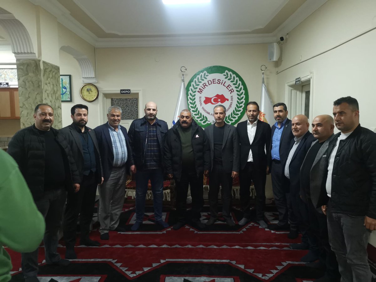 Ramazan Elma (@rmznelma) on Twitter photo Bizleri ziyarete bulunan oda başkanlarımıza çalışmalarında başarılar dilerim <a href="/ikaracabey2/">ismail karacabey</a> <a href="/oge_hadi/">Hadi Öge</a> <a href="/mehmet_cayy/">Mehmet Çay</a> <a href="/huseyin_bereket/">Hüseyin Bereket</a> <a href="/AhmetBatur6302/">Ahmet BATUR</a> <a href="/AsiretiMirdesi/">MİRDESİ AŞİRETİ</a> <a href="/mehmetakgunlu_/">Mehmet Akgünlü</a> <a href="/AhmetBatur6302/">Ahmet BATUR</a> <a href="/VedatKck/">Vedat KÜÇÜK</a> <a href="/Hasanba05131847/">Hasanbatur</a> Bizleri ziyarete bulunan oda başkanlarımıza çalışmalarında başarılar dilerim <a href="/ikaracabey2/">ismail karacabey</a> <a href="/oge_hadi/">Hadi Öge</a> <a href="/mehmet_cayy/">Mehmet Çay</a> <a href="/huseyin_bereket/">Hüseyin Bereket</a> <a href="/AhmetBatur6302/">Ahmet BATUR</a> <a href="/AsiretiMirdesi/">MİRDESİ AŞİRETİ</a> <a href="/mehmetakgunlu_/">Mehmet Akgünlü</a> <a href="/AhmetBatur6302/">Ahmet BATUR</a> <a href="/VedatKck/">Vedat KÜÇÜK</a> <a href="/Hasanba05131847/">Hasanbatur</a>