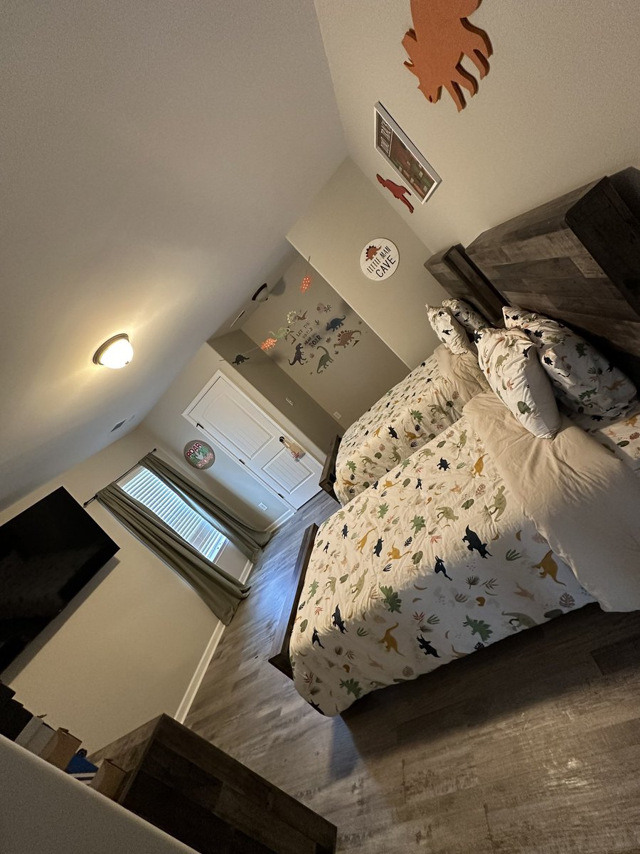 FamousSally_'s tweet image. Me &amp;amp; My Kids sleep comfortably every night 😌