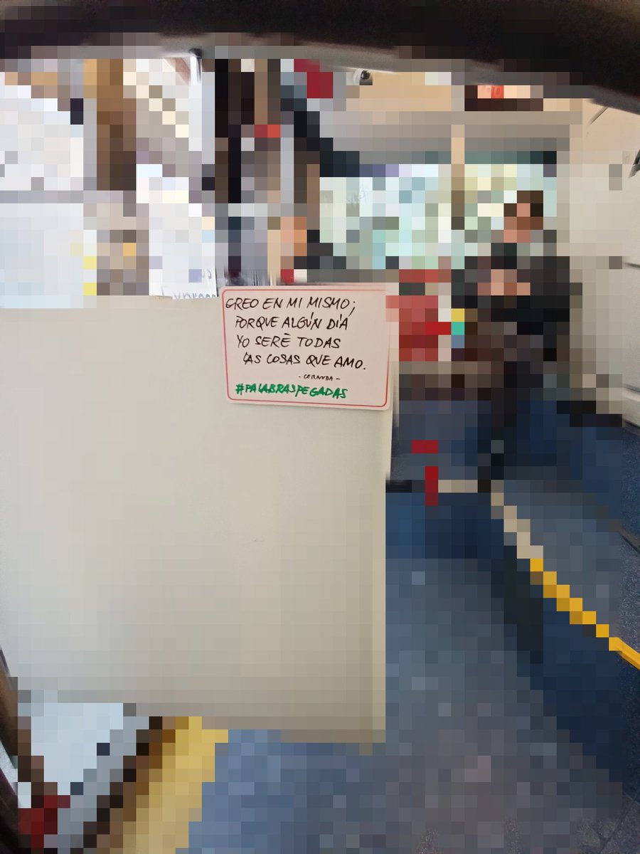 #palabraspegadas 
😅😅