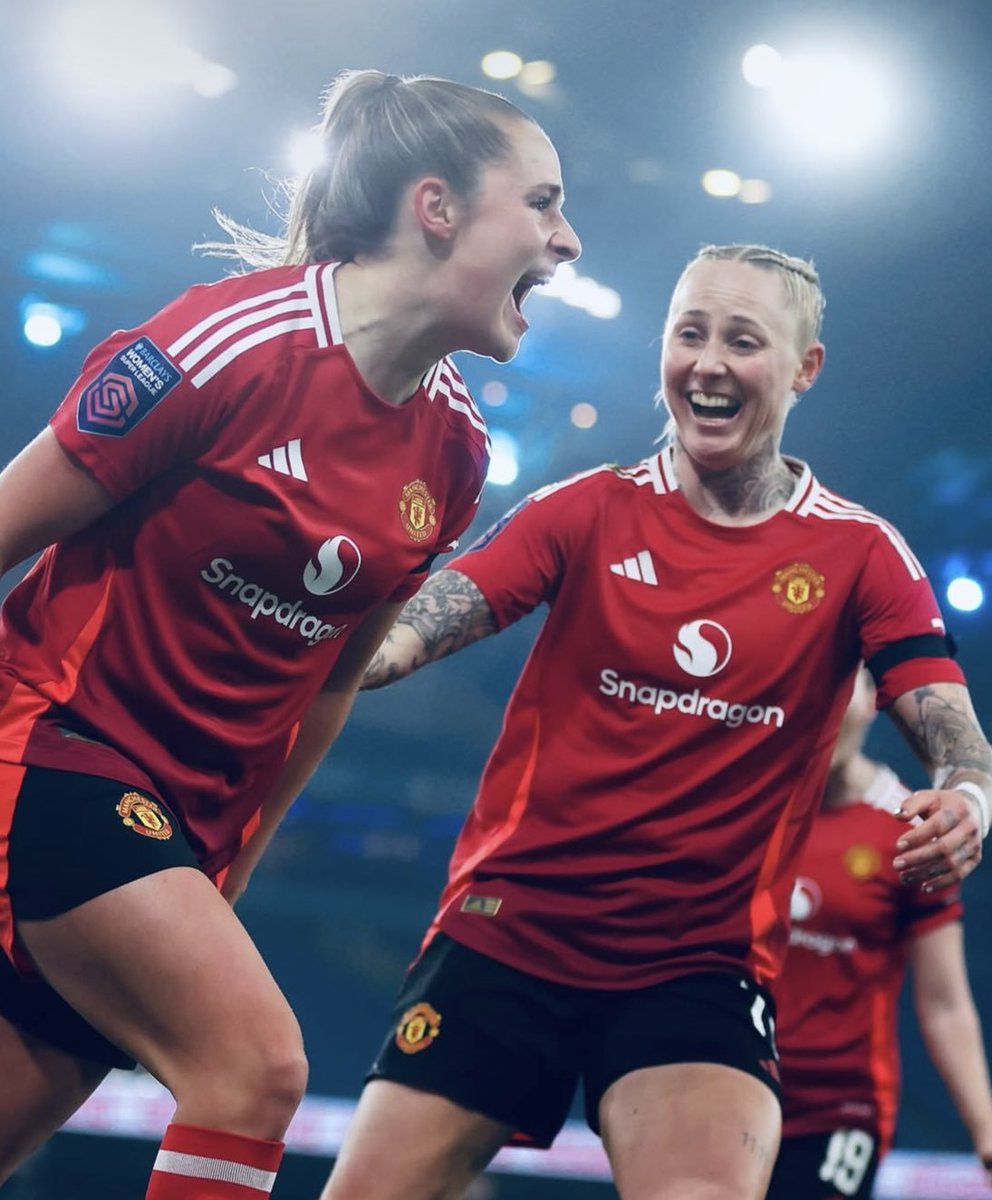 All For United WFC tweet media