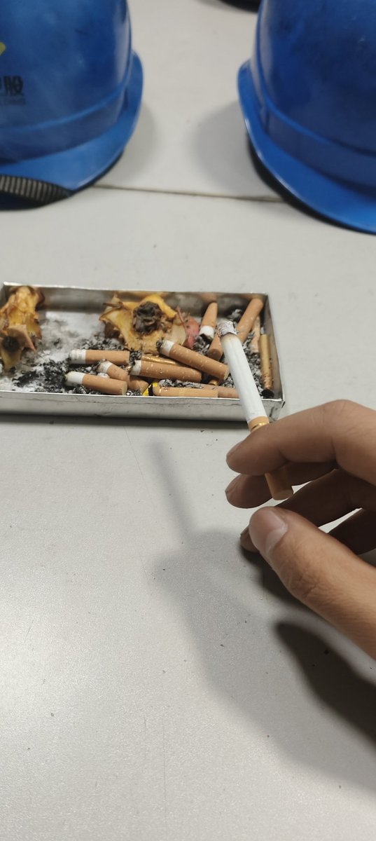 一天的烟头能把你的几把烫废嘛 #sm #傻逼 #下贱的狗 #男同的归宿