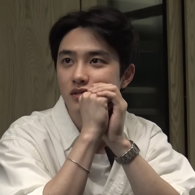 kyungfusing's tweet photo. nation’s son in law 🥹 the most endearing household title a person can get… and it’s only Doh Kyungsoo’s 🤍 https://t.co/N0QYGU72jM