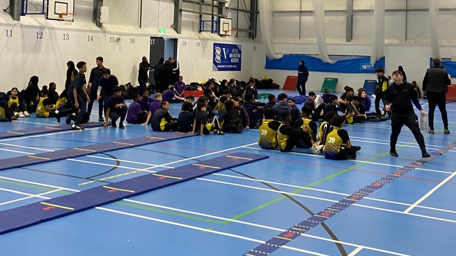 🏅 KS3 Pupils Shine at AVA Indoor Athletics Tournament! 🏅
This week, our talented KS3 pupils showcased their athletic prowess at the AVA indoor athletics tournament! 🏃‍♂️🏃‍♀️ Their hard work and determination were truly inspiring, with a plethora of fantastic performances! 🌟👏