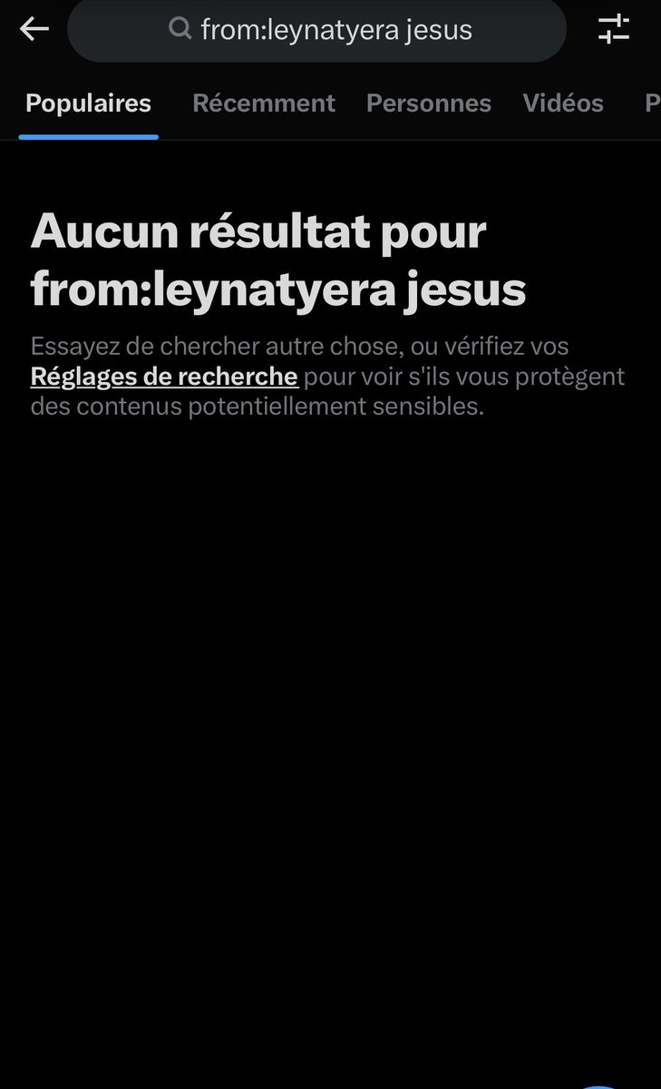 JGR974's tweet photo. 2 mensonges et une insulte en 1 seul tweet c’est très fort https://t.co/jmH5BVe7VV