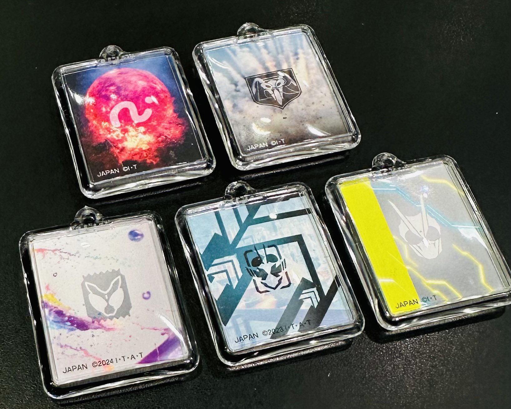 セット販売＞アクリルキーホルダーコレクション (全7種)【V