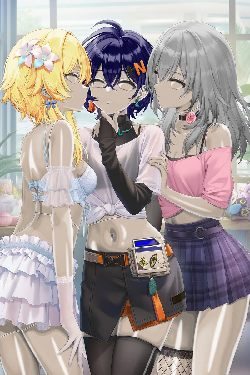 hoyoverse的女主角们春假发生的小故事。
“舰长，你说这个是铃？”
“怎么看都是人体模型啊？怎么做到的？”
“答案很简单，只要使用Mannequin镜头就行了。就像这样。”

“……”

咔嚓的声响后，人体模型们不再言语。

原图来自于网络，我只是进行了PS处理，如冒犯，请私信
#人形化 #asfr #固め #マネキン化