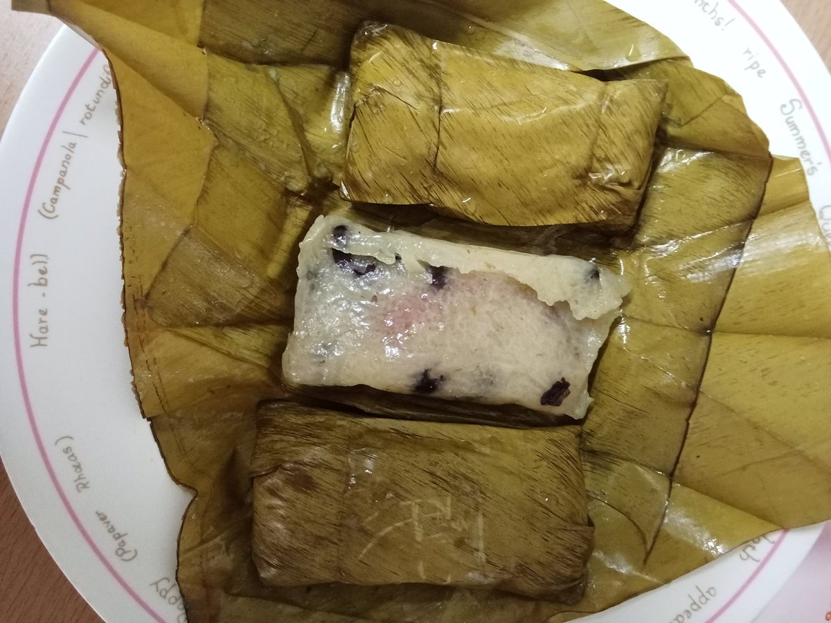 ข้าวต้มมัดที่อร่อยแสงออกปาก กินแล้วฟิน เพลินจนหยุดไม่ได้ ใครยังไม่ได้ลองมาตำกันได้นะคะ สั่งมาทานหลายรอบมาก ไม่ว่าจะอยู่ กทม.หรือต่างจังหวัดก็สั่งได้เลยจ้า #ข้าวต้มมัดแม่ญา #รีวิวATshop