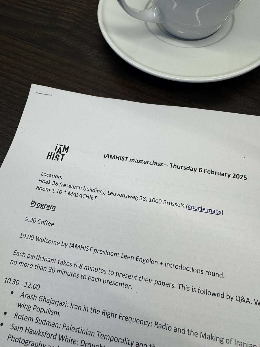 THochscherf's tweet image. I'm in Brussels to participate in a master class by @iamhist. Early-career researchers present and discuss their research projects on media history. Thanks to Hoek 38 for having us. Fascinating discussions with participants from 🇩🇪, 🇫🇷, 🇬🇭, 🇿🇦, 🇬🇧, 🇮🇪, 🇻🇪 , 🇮🇱, 🇧🇪 , 🇱🇺 ...