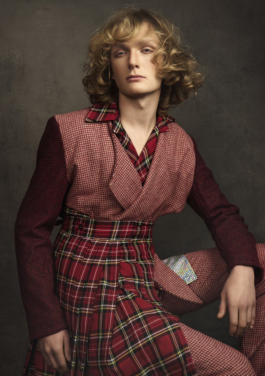 Coiffure awards met Sepehr Maghsoudi. Collection for men. Check it out on our website: sepehrmaghsoudi.com

Special thanks to: 
Haar @bobjansenhaarenmakeup
Fotografie @ivodekok_studios
Styling @annetveerbeekstyling
Mua @visagieno8

#coiffureawards #coiffuremedia styling #coi