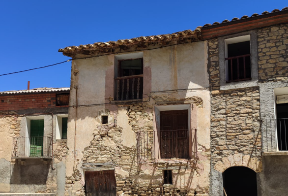 𝐓𝐚𝐥𝐥𝐞𝐫 𝐝𝐞 𝐑𝐞𝐡𝐚𝐛𝐢𝐥𝐢𝐭𝐚𝐜𝐢ó𝐧 𝐝𝐞 𝐀𝐫𝐪𝐮𝐢𝐭𝐞𝐜𝐭𝐮𝐫𝐚 𝐓𝐫𝐚𝐝𝐢𝐜𝐢𝐨𝐧𝐚𝐥 𝐲 𝐕𝐞𝐫𝐧á𝐜𝐮𝐥𝐚
Si te apasiona la #bioconstrucción, la #rehabilitación sostenible y la conservación del patrimonio, este #taller es para ti. 📩 Más info acortar.link/WMDo3C