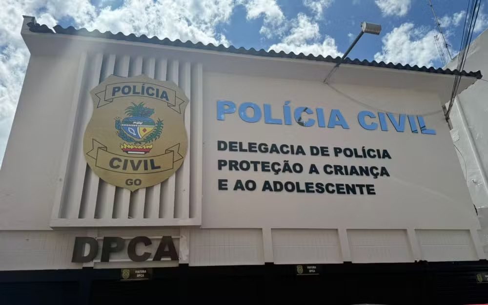 g1goias's tweet image. Preso suspeito de estuprar seis crianças da família ao buscá-las na escola também cometia crime dentro de piscina de casa, diz polícia ==&amp;gt; glo.bo/3Xdqx0r #g1go #violência #estuprodevulnerável #abusosexual #Anápolis